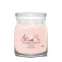 Vonná sviečka Yankee Candle Pink Sands stredná 368 g