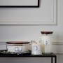 Vonná svíčka WoodWick White Teak střední 275 g